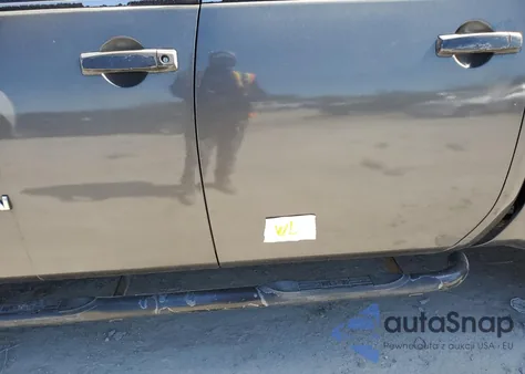 2005 Nissan Titan Xe из США, поврежденный, VIN 1N6BA07A05N545904